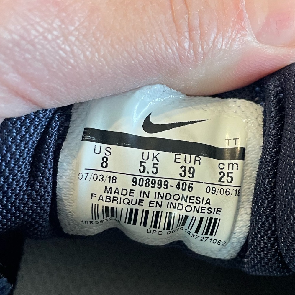 Nike Navy Blue Mesh Running Sneakers - Picture 4 of 4